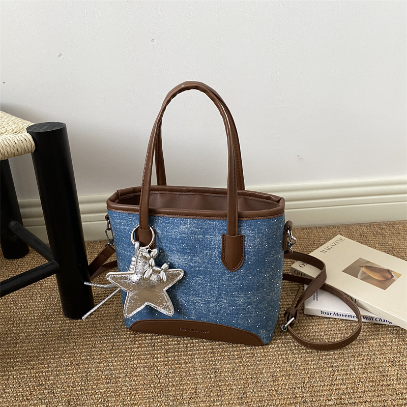 Bolsa de Ombro de Designer em  - Luxury Bags Denim avaliação e preço